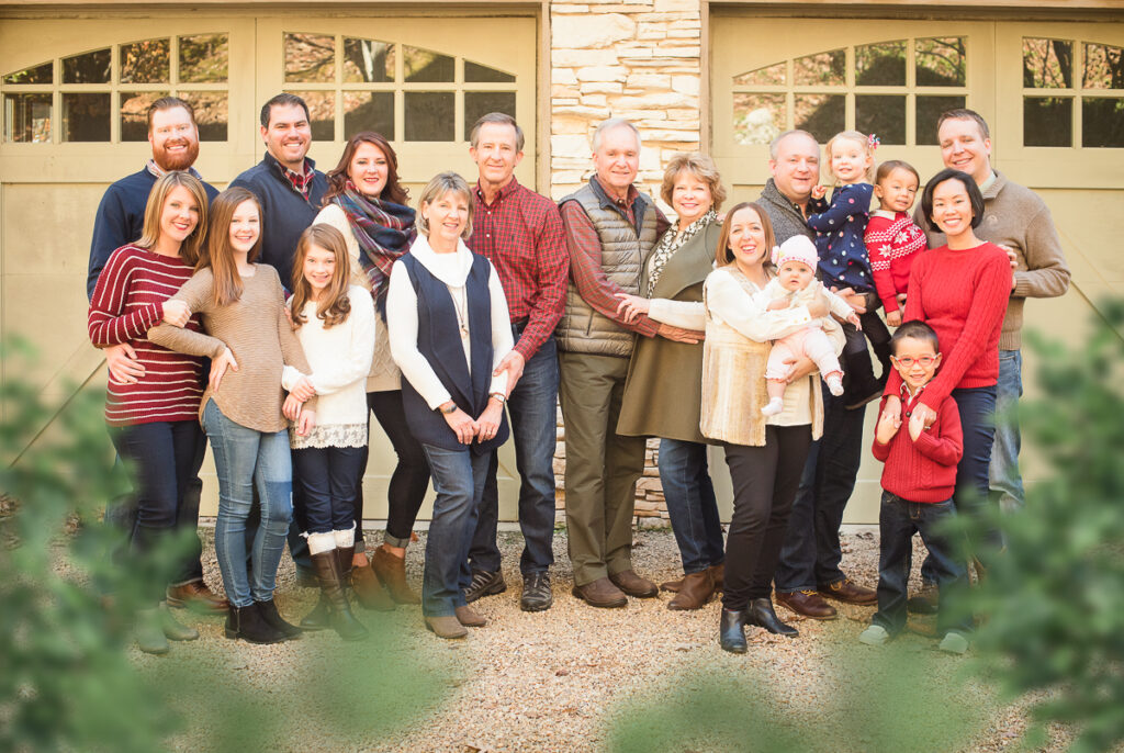 20 people posed during an Asheville Extended Family Photos